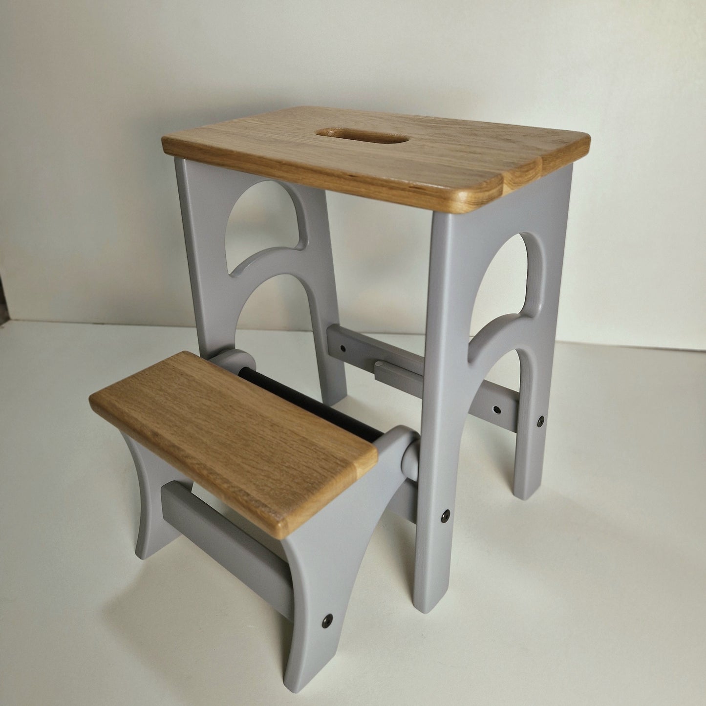 Convertible Stepladder Chair, Solid Wood Step Stool for Adults, Space Saving Kitchen Ladder, Wooden Stool