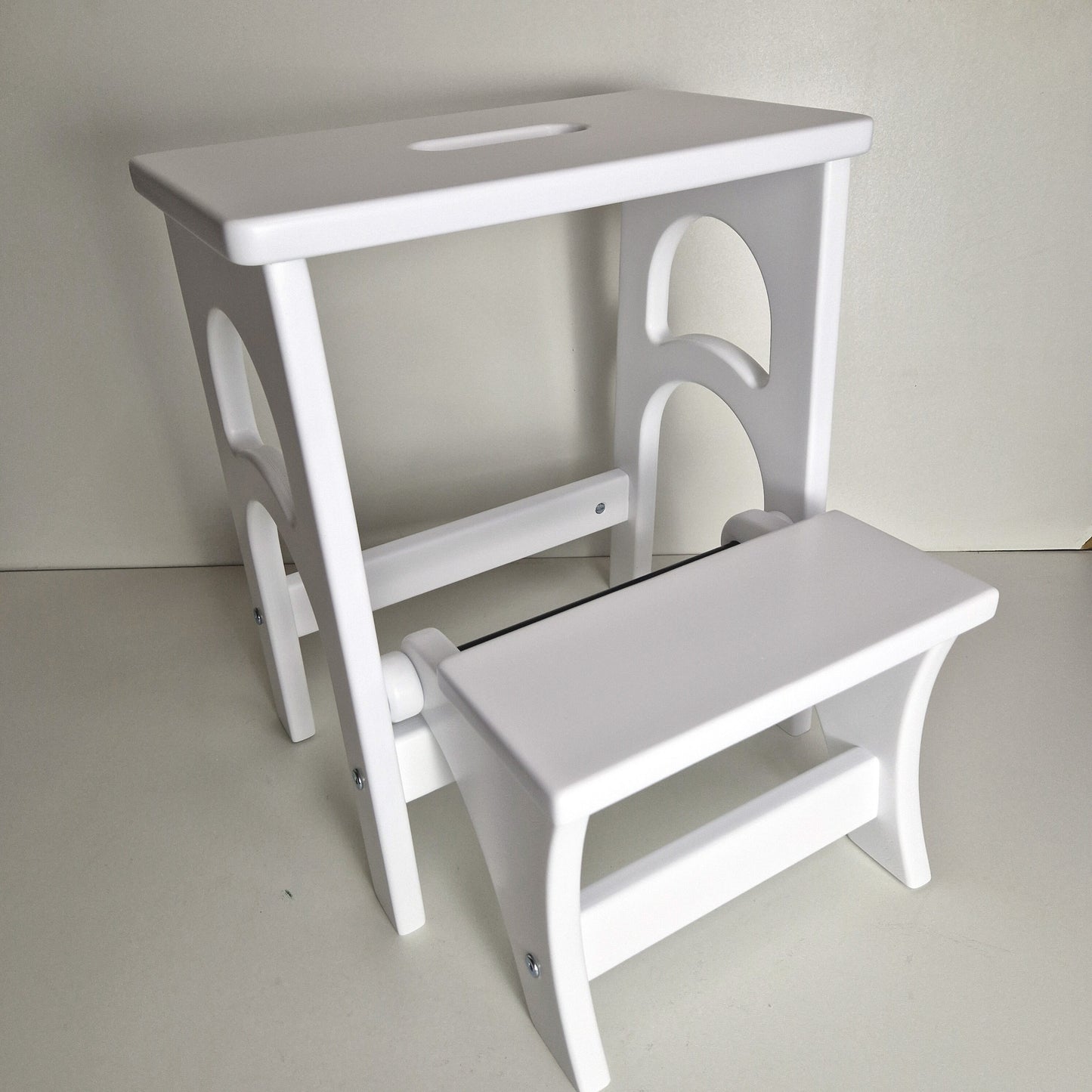 Stepladder, StepStool, Stool Ladder, Foot Stool, Convertible Chair, Kitchen Step Stool, Dinning Stool, Transformer 17.8"